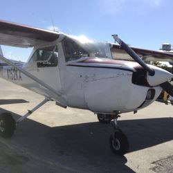 Airlink Flight School - Cessna 150L