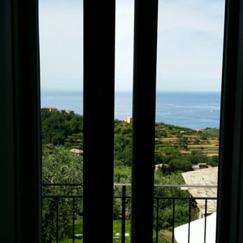 La Torre del Borgo - View from the bedroom - Guest Houses Near Me - Lavagna, GE
