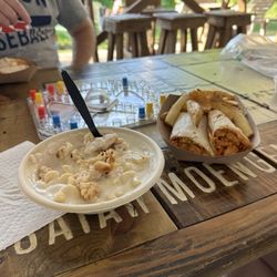 Snarky Loon Brewing - Loaded Mac and cheese with chicken & Thai chili wrap