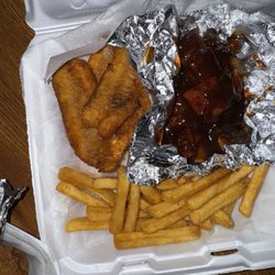 Nadine's Fish Tips N' Wings