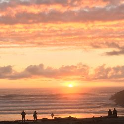 Phenomenal - Phenomenal sunsets! I try to capture this feeling when I reveal your finish project.