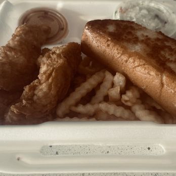 Raising Cane's Chicken Fingers - Chicken Shop Near Me - El Paso, Texas Raising Cane's Chicken Fingers - Chicken Shop Near Me - El Paso, Texas