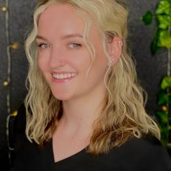 Mad Esthetics - Master Aesthetician Hannah
