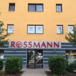 ROSSMANN - Rossmann Eingang