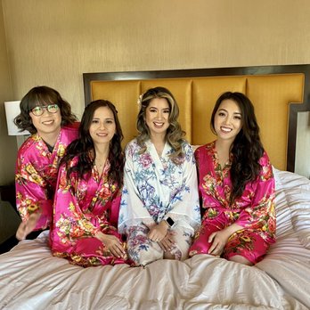 A-List Makeup - Just got our hair and  makeup done - photo taken by HMUA (Dan Tam Truong) #casualmoments - Makeup Artists Near Me - Milpitas, California