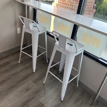 Fly Me To The Moon - Seating - Cafes Near Me - Syosset, New York Fly Me To The Moon - Seating - Cafes Near Me - Syosset, New York