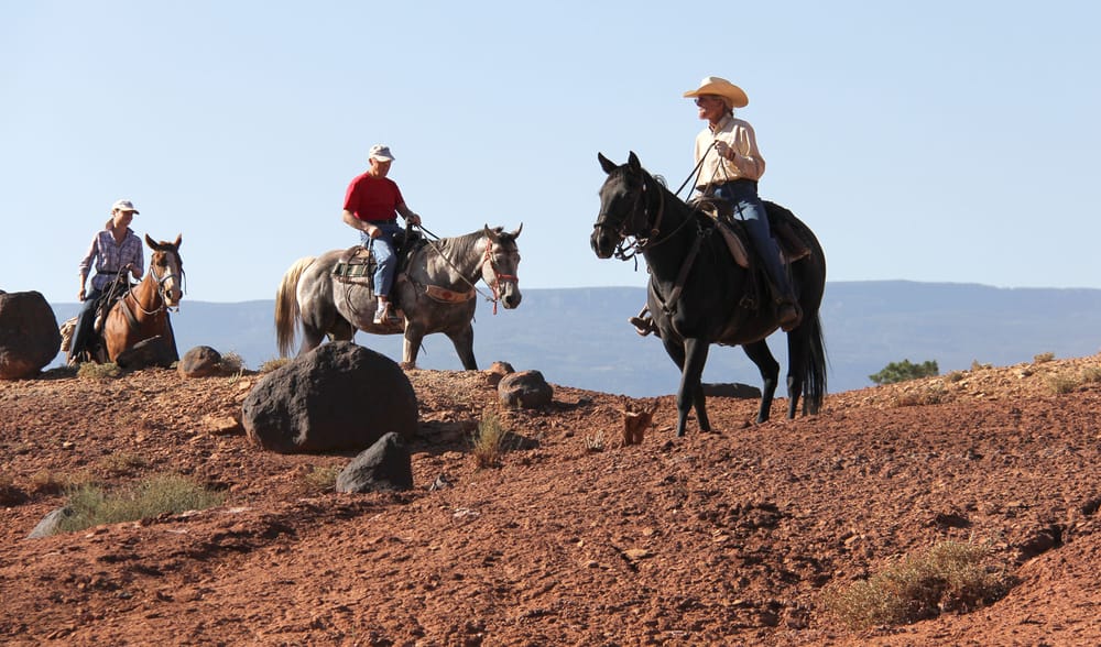 Hondoo Rivers & Trail Logo