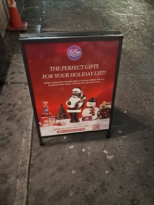 Li-Lac Chocolates (Bleecker St.) by null