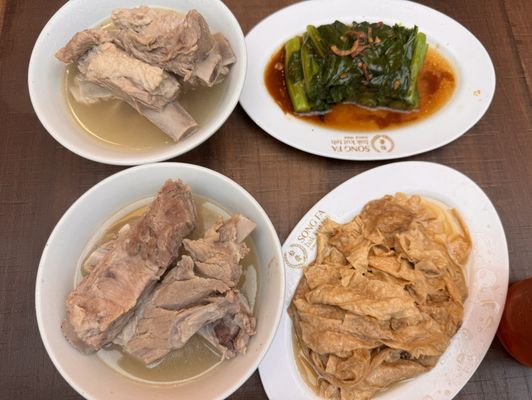 Song Fa Bak Kut Teh 11 New Bridge Road by null