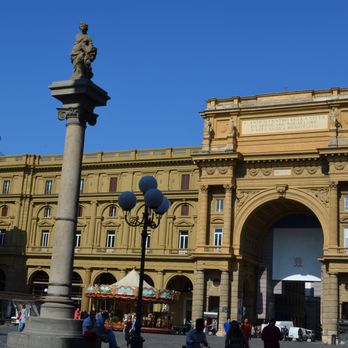 Piazza della Repubblica - The arch! - Public Plazas Near Me - Florence, FI Piazza della Repubblica - The arch! - Public Plazas Near Me - Florence, FI