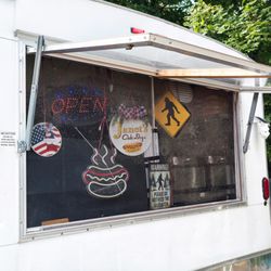 Janet's Chili Dog