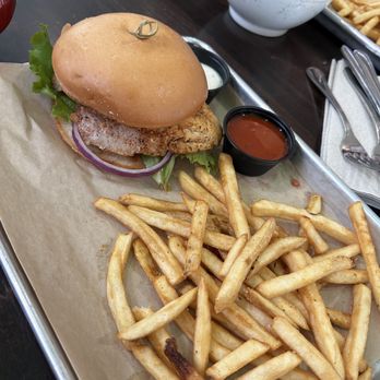 Cigar City Brewing - Blackened Fish Sandwhich - Breweries Near Me - Tampa, Florida