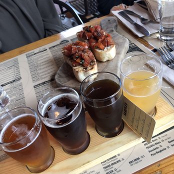 Centro - Beer flight and Bruschetta - Breweries Near Me - Tustin, California