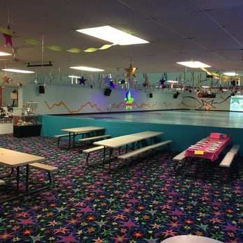 Star Skate - Skating Rinks Near Me - Ada, Oklahoma Star Skate - Skating Rinks Near Me - Ada, Oklahoma