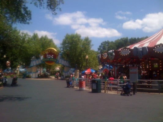 Six Flags America by null