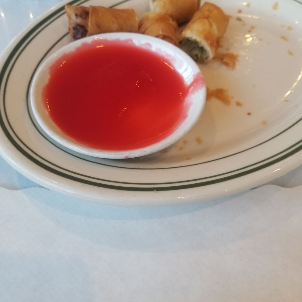 Hunan Restaurant - Sweet and sour sauce for the egg rolls on point. 3.95 for 4 egg rolls (veg) - Chinese Near Me - Concord, California Hunan Restaurant - Sweet and sour sauce for the egg rolls on point. 3.95 for 4 egg rolls (veg) - Chinese Near Me - Concord, California