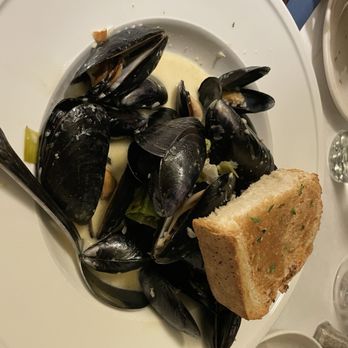 Providence Oyster Bar - Mussels - Seafood Near Me - Providence, Rhode Island Providence Oyster Bar - Mussels - Seafood Near Me - Providence, Rhode Island