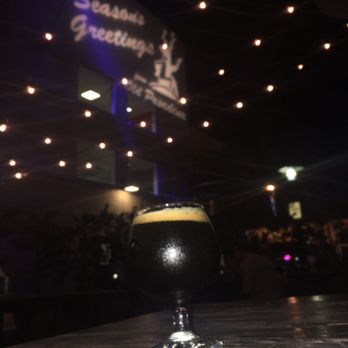 Kings Row Gastropub - This place is super cute - Gastropubs Near Me - Pasadena, California