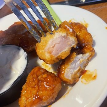 Applebee's Grill + Bar - Raw chicken! - Sports Bars Near Me - Grenada, Mississippi