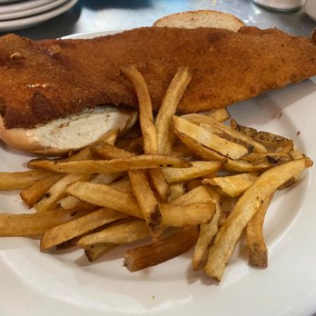 Billie Ann's Diner - Jumbo fish sandwich with fresh cut fries - Diners Near Me - Cecil, Pennsylvania