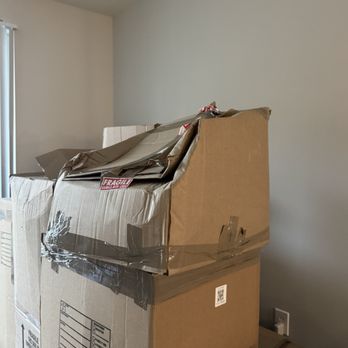 Clutter Moving & Storage - Washington DC - How a fragile box was given back to us - Self Storage Near Me - Columbia, Maryland