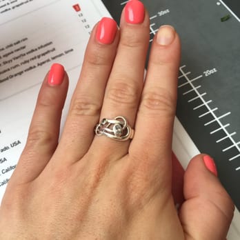 Be Polished Nail Spa - Nail Salons Near Me - Chicago, Illinois