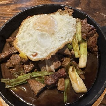 Súp Vietnamese Phở & Grill - Bo Luc Lac (Shaking Beef) Bo Luc Lac (Shaking Beef) - Vietnamese Near Me - Stony Brook, New York