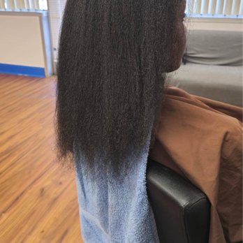 The Griyn Thumb Salon - Before... length is there but all damaged, courtesy of Black Girl Curls. - Hair Salons Near Me - Decatur, Georgia