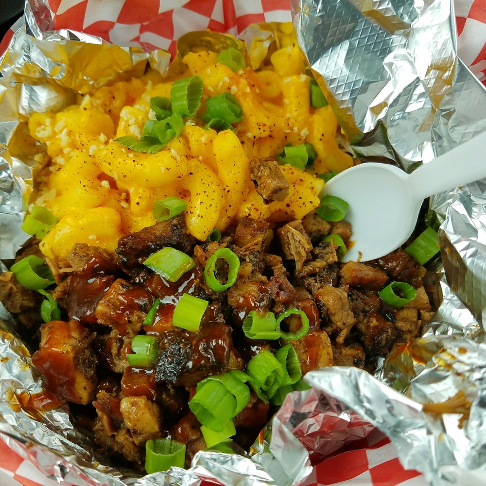 Tha Smokin Chef - Brisket with baked Mac and Cheese, so tender and yummy. Definitely will be back!!!! - Food Trucks Near Me - Lewisville, Texas Tha Smokin Chef - Brisket with baked Mac and Cheese, so tender and yummy. Definitely will be back!!!! - Food Trucks Near Me - Lewisville, Texas