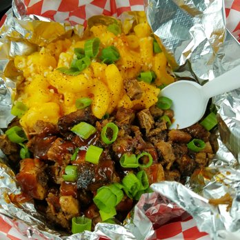 Tha Smokin Chef - Brisket with baked Mac and Cheese,  so tender and yummy.  Definitely will be back!!!! - Food Trucks Near Me - Lewisville, Texas