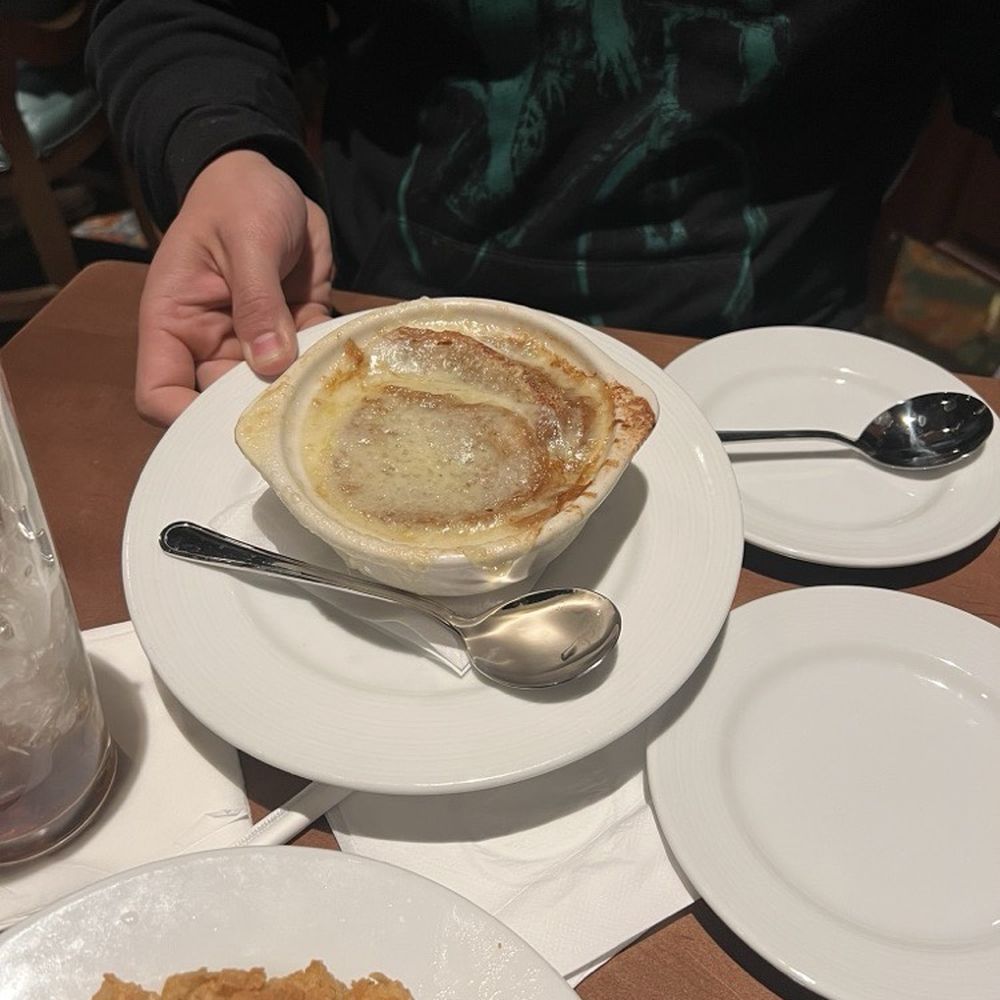 Lombard's Seafood Grille - French onion soup - Seafood Near Me - Orlando, Florida