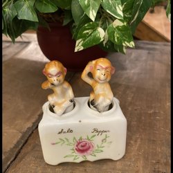 Just Good Stuff - Rocking Salt and Pepper Shakers