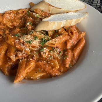 Novo Dolce - Fra Diavolo Pasta - Gastropubs Near Me - Bowling Green, Kentucky Novo Dolce - Fra Diavolo Pasta - Gastropubs Near Me - Bowling Green, Kentucky