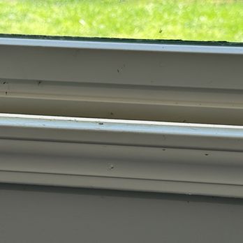 Windows From Warriors - Big gap in the window - Windows Installation Near Me - Duluth, Georgia