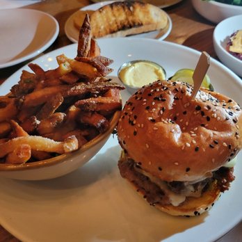 Hamlet & Ghost - Double cheeseburger with duck fat fries - Cocktail Bars Near Me - Saratoga Springs, New York Hamlet & Ghost - Double cheeseburger with duck fat fries - Cocktail Bars Near Me - Saratoga Springs, New York