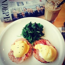 Monty's Cafébar & Pizzeria - Brunch at Monty's
