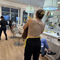 Drybar - Brickell City Centre