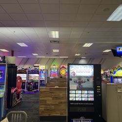 Chuck E. Cheese - Play area