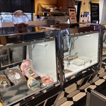 Schmaltz Deli - Deli case - Delis Near Me - Lisle, Illinois