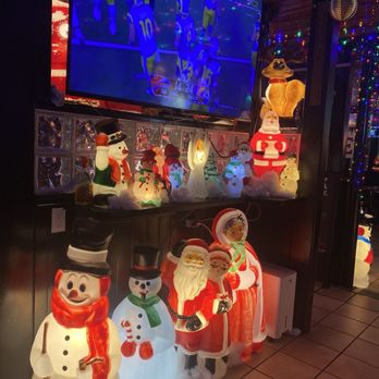 Lucky 12 Tavern - They are decorated in classic Christmas - American Near Me - Nags Head, North Carolina Lucky 12 Tavern - They are decorated in classic Christmas - American Near Me - Nags Head, North Carolina