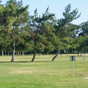Elk Grove Park Disc Golf - Disc Golf Near Me - Elk Grove, California