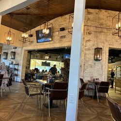 LaPasha Lounge & Grill