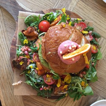 Brunch & Cake - Veggie burger - Breakfast & Brunch Near Me - Barcelona, B