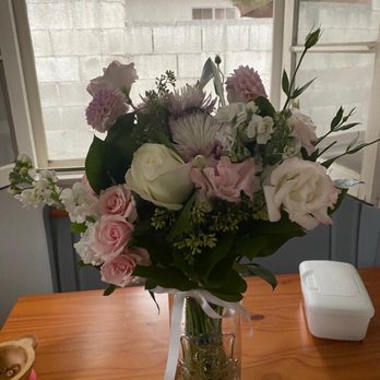 Crescenta Valley Flowers - Florists Near Me - La Crescenta, California Crescenta Valley Flowers - Florists Near Me - La Crescenta, California