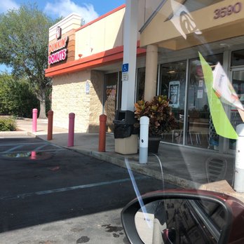 Dunkin' - Horrible service - Donuts Near Me - Titusville, Florida