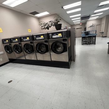 Pocket Change Laundromat - Large.washers - Laundromat Near Me - Kalkaska, Michigan Pocket Change Laundromat - Large.washers - Laundromat Near Me - Kalkaska, Michigan