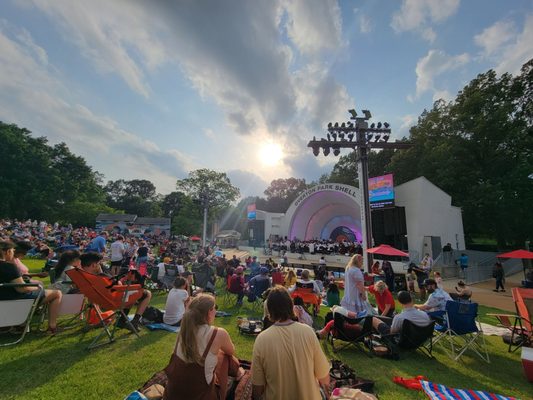 Overton Park Shell by null