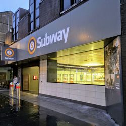 Hillhead Subway Station - Entrance to Hillhead Subway Station