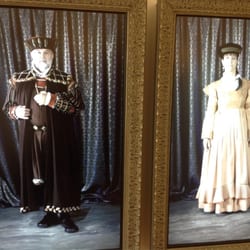 Fugger und Welser Erlebnismuseum - Vorsicht, sprechende und sich bewegende Bilder