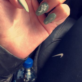 Caviar Nail Bar - Nail Salons Near Me - Highlands Ranch, Colorado Caviar Nail Bar - Nail Salons Near Me - Highlands Ranch, Colorado